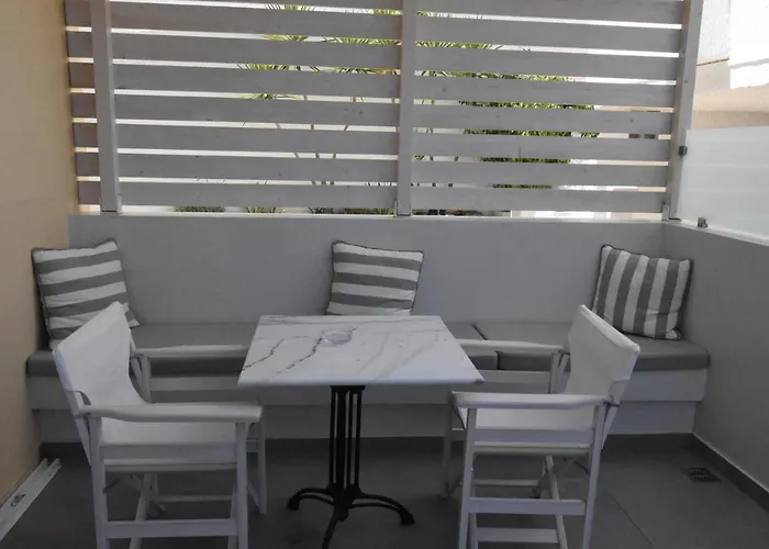 Viaros Hotel Apartments